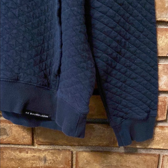 Navy Blue Polo Shirt with Quilted Fabric and Quarter-Zip Sweatshirt EUC - Picture 4 of 10